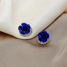 Load image into Gallery viewer, Flower And Rhinestone Stud Earrings
