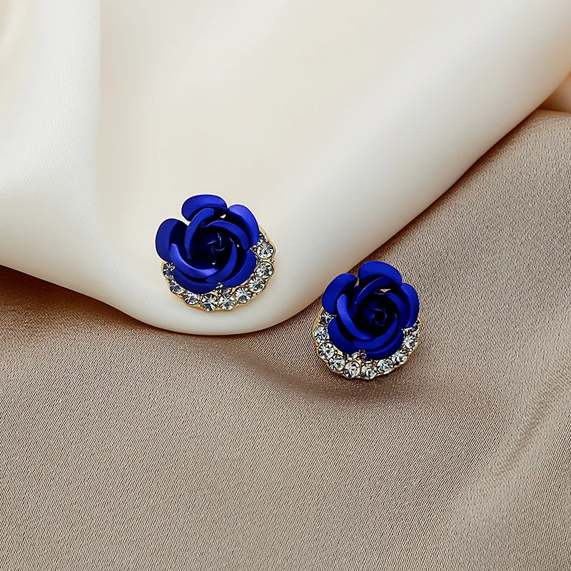 Flower And Rhinestone Stud Earrings